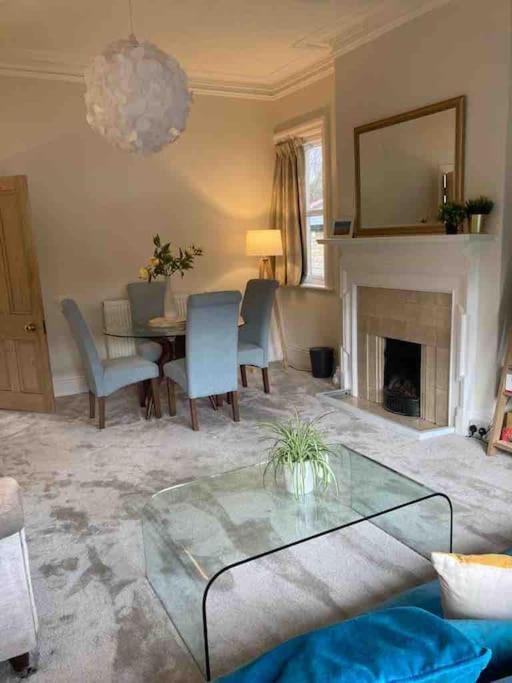 Garden Apartment, Central Harrogate With Parking Exterior photo