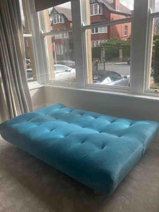 Garden Apartment, Central Harrogate With Parking Exterior photo
